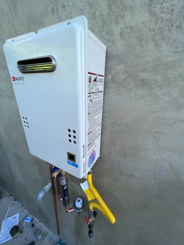 Tankless water heater installation for Clear Lake homes